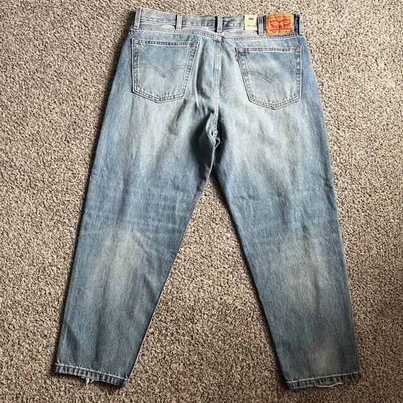 Levi’s Mens 550 ‘92 Jeans Size 38x30 Relaxed Taper Distressed New NWT $80 - Picture 5 of 6